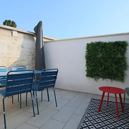 Charming Maisonette With Terrace On The Island Of Oleron Vakantiehuis *